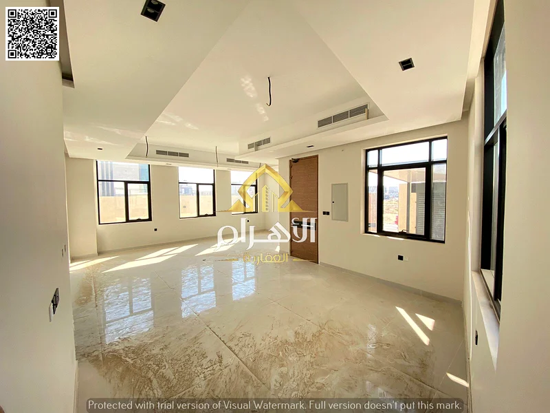 Including registration, ownership and air conditioning fees - Two floors - Freehold for all nationa63252423973633112