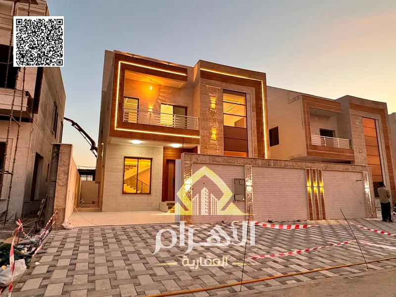فيلا واسعة مع سقف للبيع في الحيلو 2 متضمنة رسوم التسجيل وملكية63907043920771111
