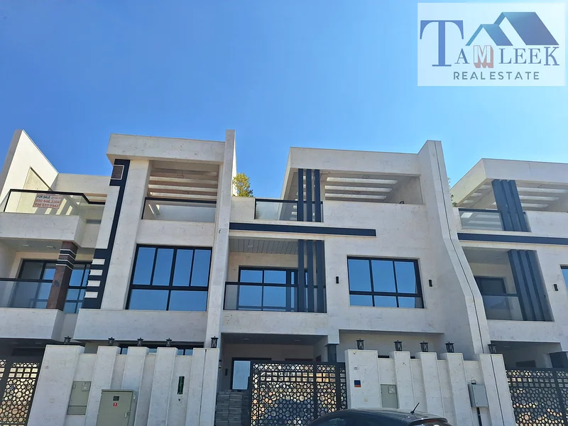 Available villa for sale freehold for life with personal finishes63872179909889112
