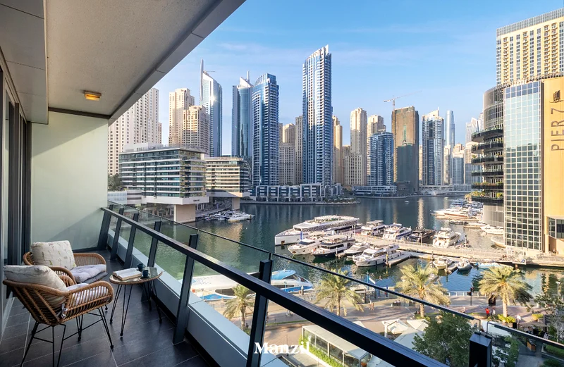 Special OFFER / Stylish Marina-Front 2BR | Dubai Marina | Near Top Attractions | Pool, Gym & Modern Amenities63834294637827111