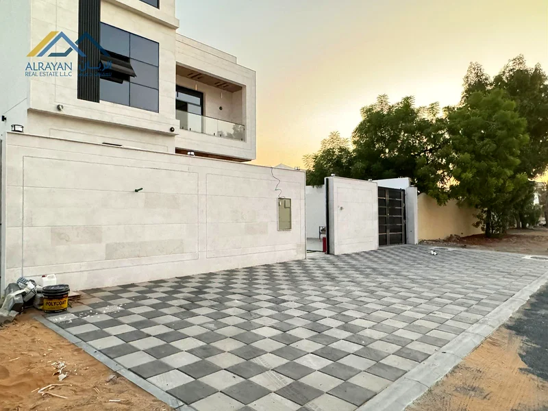 مكيفات هواء متضمنة * تكييف مركزي بالكامل * تصميم أوروبي حديث * مباشرة من المالك * بدون دفعة أولى63878813619843112