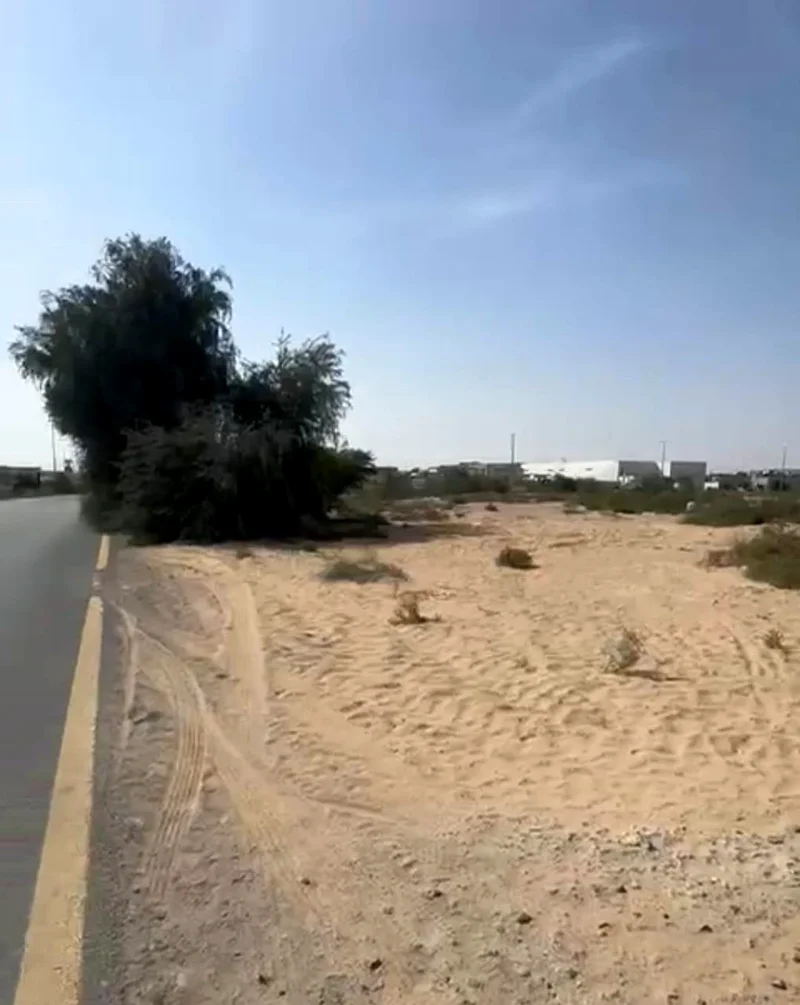 For sale, a corner plot of land in Sharjah, a main street, Al Sajaa Industrial Area, Al Hanoo Al Qadeem63196618132226114