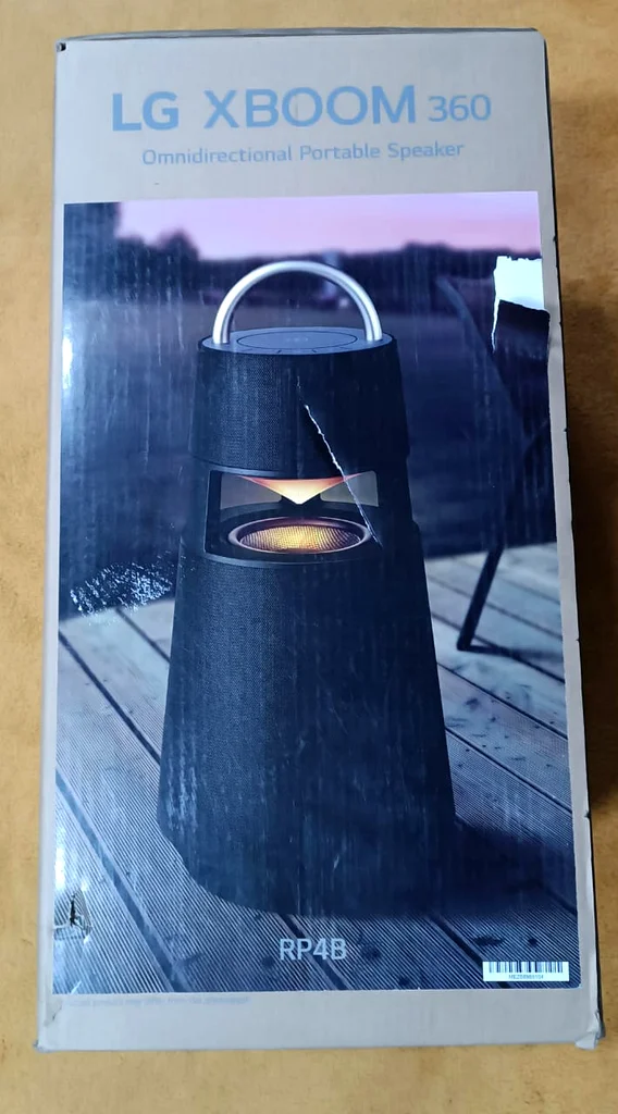 مكبر صوت لاسلكي محمول LG XBOOM 360 RP4 مع صوت 360 وإضاءة - أسود63263520033282111