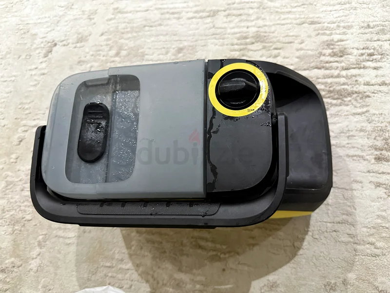Battery Fiber deep cleaner and car interior cleaning with compact storage used once63255541557633114