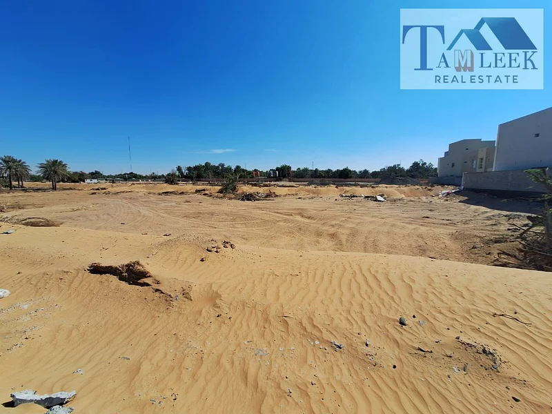 أرض سكنية للفلل من طراز G+2 في الإمارات العربية المتحدة، إمارة عجمان، حي الهيليو 2، بجوار مشروع فيلات أزها مباشرةً، وتشمل التسجيل63183714804483112