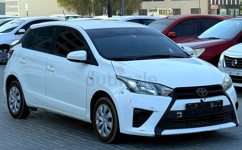 Toyota Yaris Hatchback 2015 GCC Perfect Condition Family Use Low mailge63147688198275112