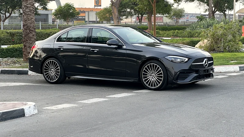 مرسيدس بنز C200 بريميوم بلس 2025 ضمان وكالة 5 سنوات للخليج63230654725761113