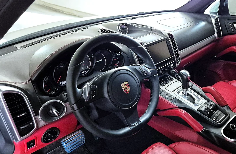 أفضل!! خيارات عالية، كايين S V8، سجل الصيانة، دول مجلس التعاون الخليجي!!63170840660993111