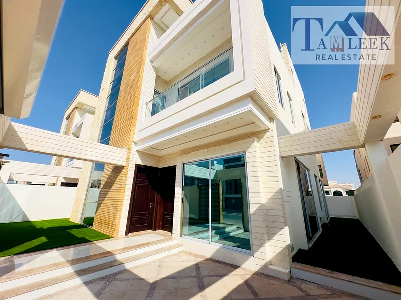 For sale, a luxurious villa with distinctive finishing and a large building area in a prime location in the Emirate of Ajman. The villa consists of 663912682307970113