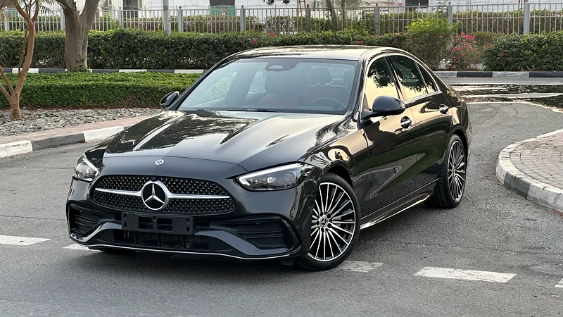 مرسيدس بنز C200 بريميوم بلس 2025 ضمان وكالة 5 سنوات للخليج63230654725761111