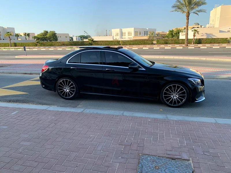 عرض ساخن من مرسيدس63146292655105113