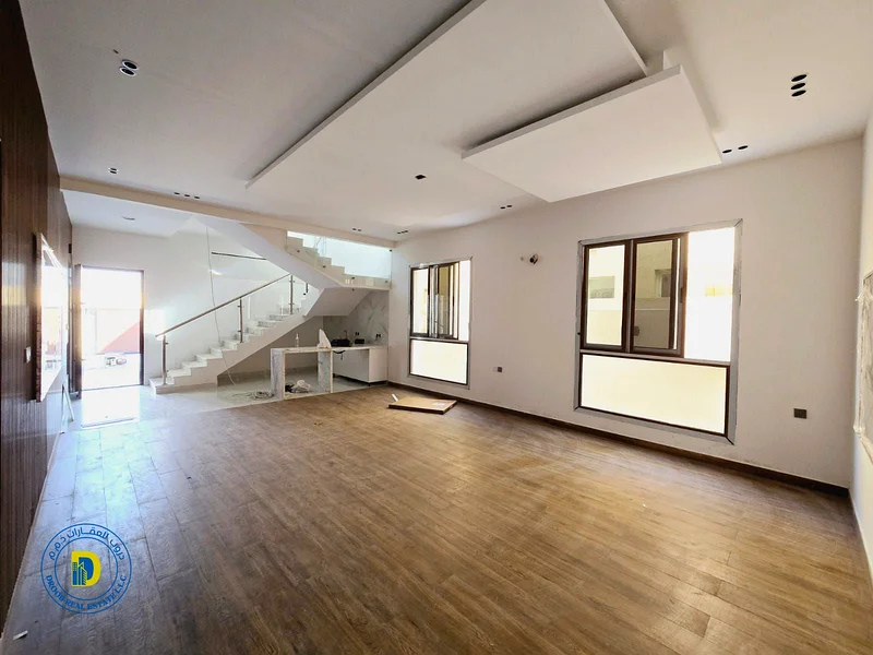Modern villa, prime location, for sale in Rawda 1 area. The price includes water and electricity. Freehold for all nationalities.63874581582339114
