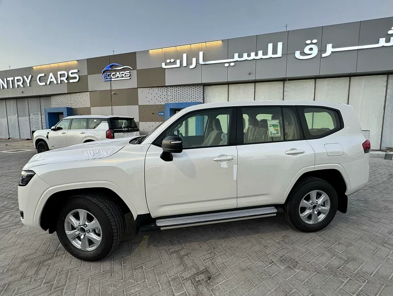 Toyota Land Cruiser GX 4.0 without turbo63140688277379111