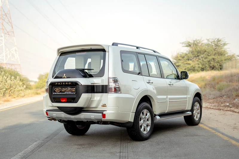 AED 1,192/month | 2022 Mitsubishi Pajero GLS | GCC Specs | REF#M0065063172652066691113