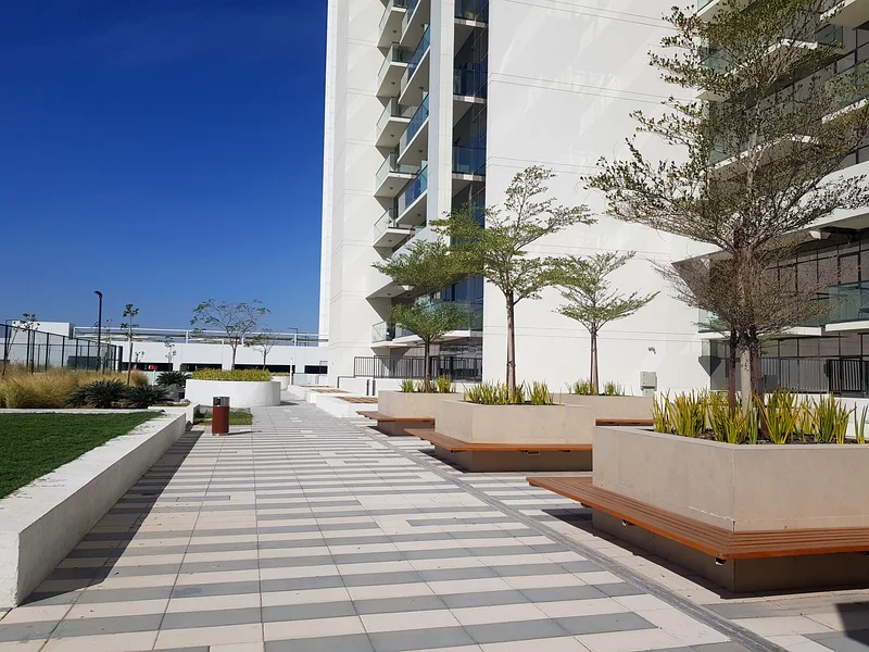 COSY  | ELEGANTLY FURNISHED | HIGH FLOOR63829301314433111