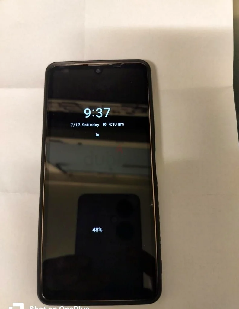هاتف Aquos Sense6 للبيع بحالة جيدة63213435801985111