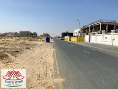 Land on an asphalt street, excellent location