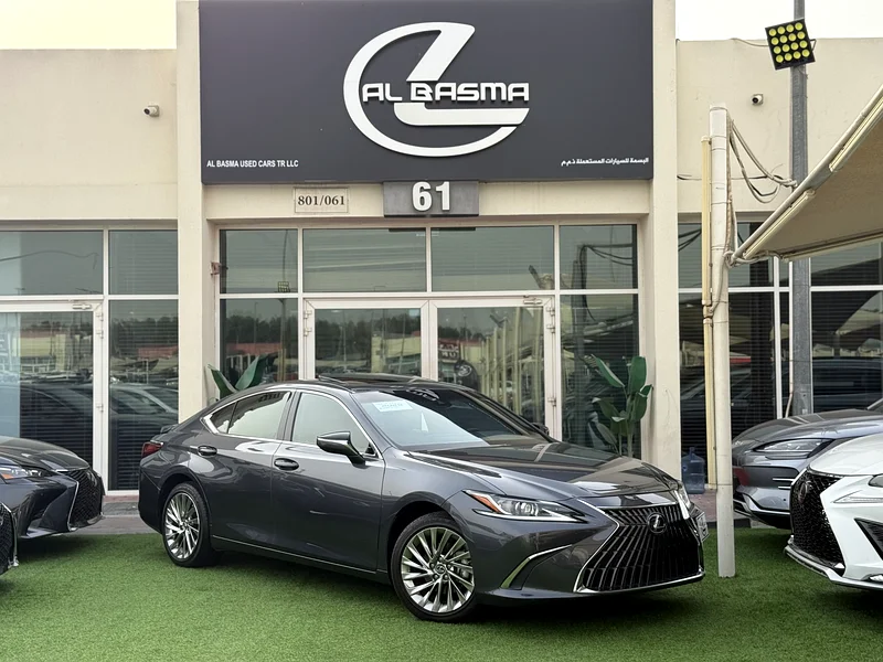 2025 Lexus ES300H63168495859203112