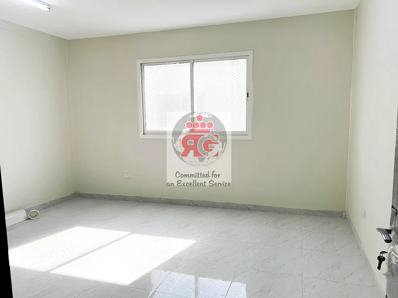 غرف جديدة وواسعة متاحة للعمال/الموظفين63266917662338114