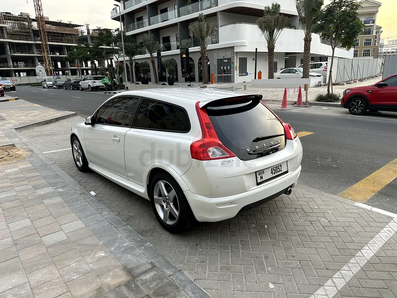 Volvo C30 2.4L – 2009 | Sport Hatchback | Excellent Condition |  No Expenses Needed63221301625859114
