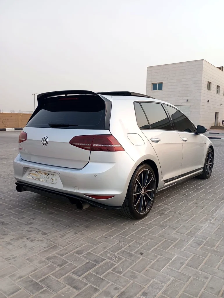 Golf GTi 2017 Gulf model63170386301570114