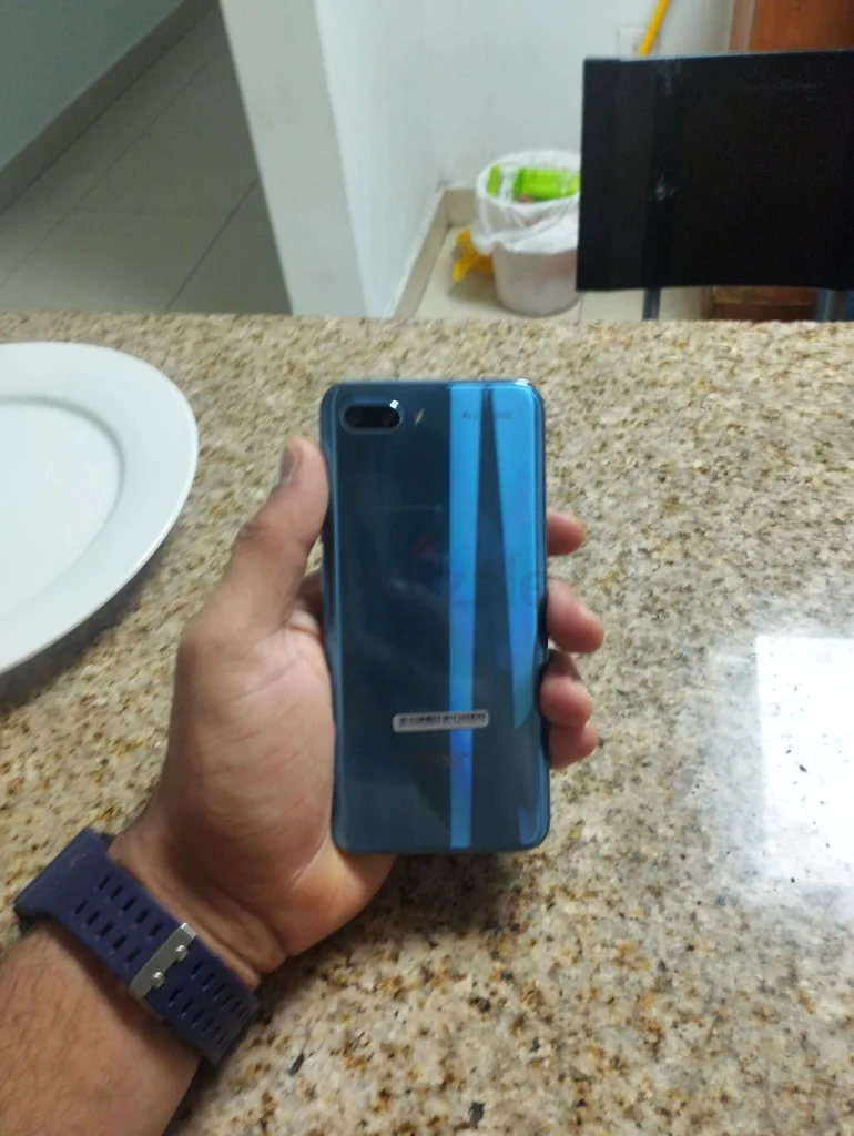 هونر 10 بحالة جيدة63183733353218111