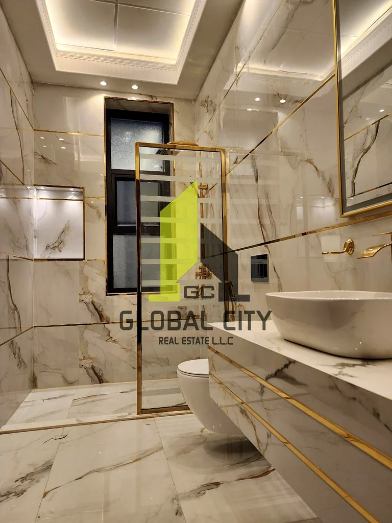 5 BED VILLA READY TO MOVE FOR SALE IN HELIO 1 , AJMAN , CASH PRICE 1,950,000 , 4 UNITS AVAILABLE IN ONE ROW , CONTACT FOR  MORE DETAILS ,,,,,,,,,,,,,,63893559613186114