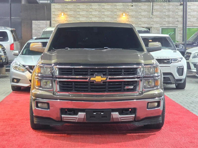 شفرليه سلفرادو LT Z71 
موديل : 2015
ممشى : 226000 كم
السعر : 62000 درهم
مواصفات خليجية63172649336578111