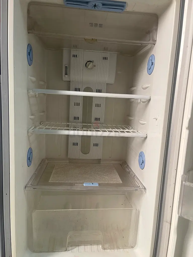 Fridge Cooling issues63247756636673112