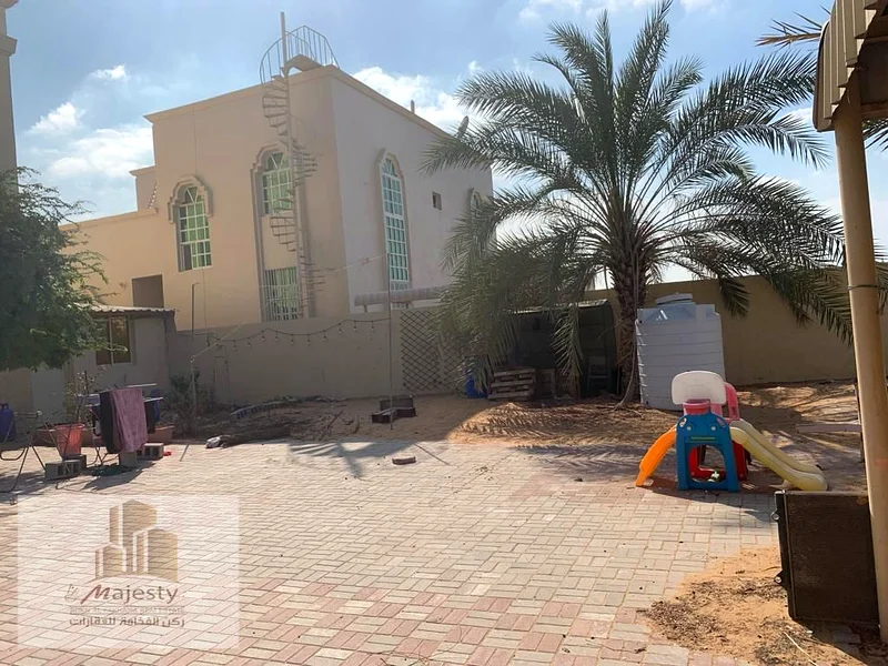 فيلا للبيع في إمارة الشارقة، منطقة الرمثا، موقع ممتاز جدًا، زاوية شارعين63191569172995112