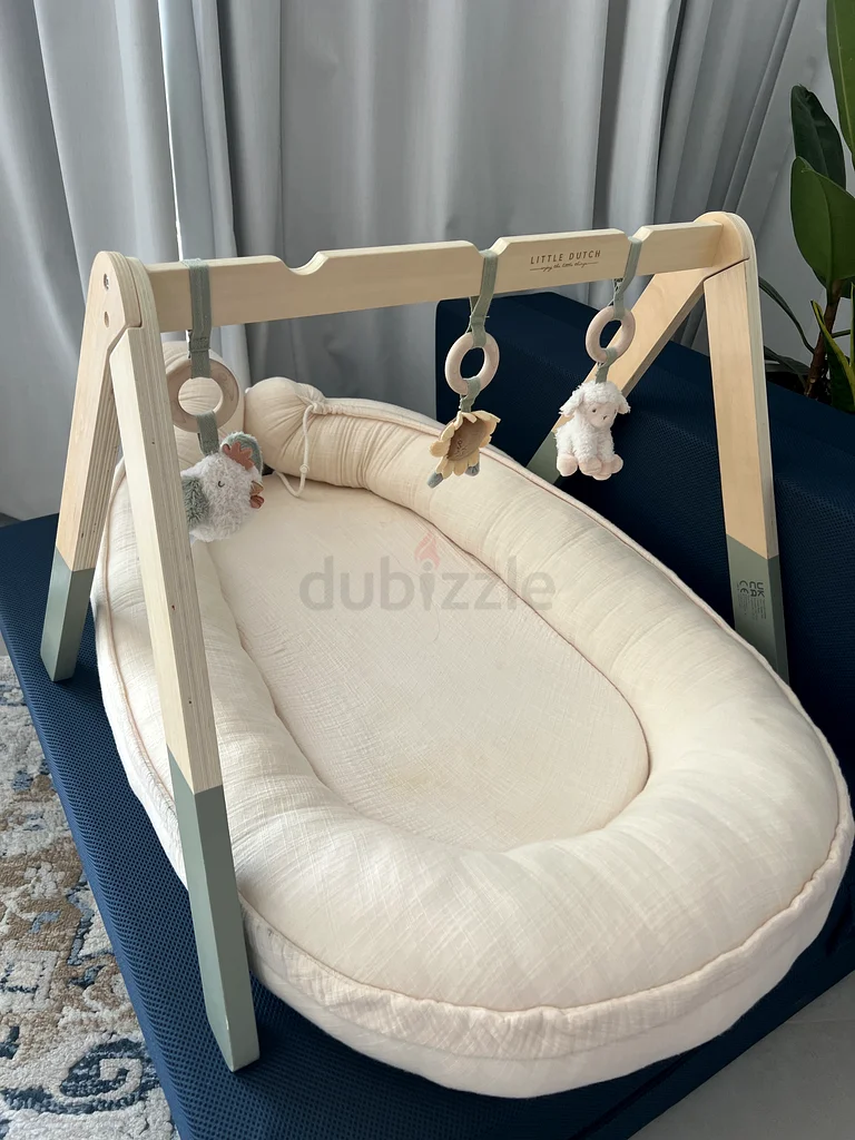 Little Dutch Stylish Wooden Baby Play Gym with Hanging Toys63207888689155111