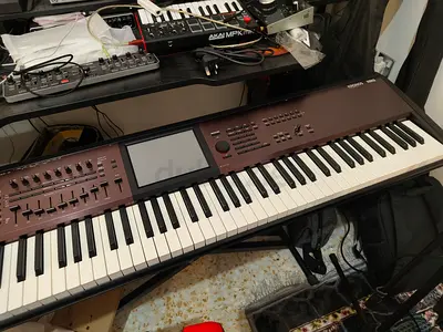 Korg Kronos2 88Ls