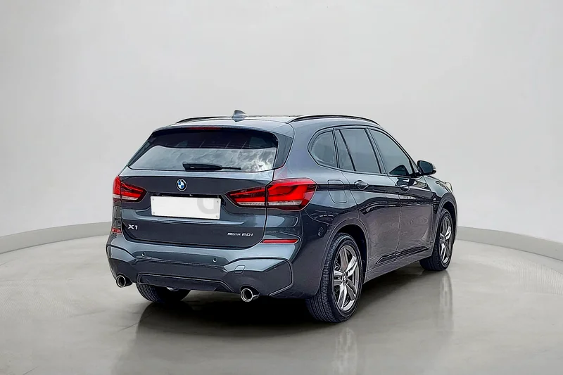 2021 BMW X1 Sdrive20i 2.0L | GCC Specifications63167095751938112
