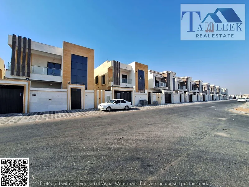 Villa with a prime location for sale in Al Yasmine632524240840971120
