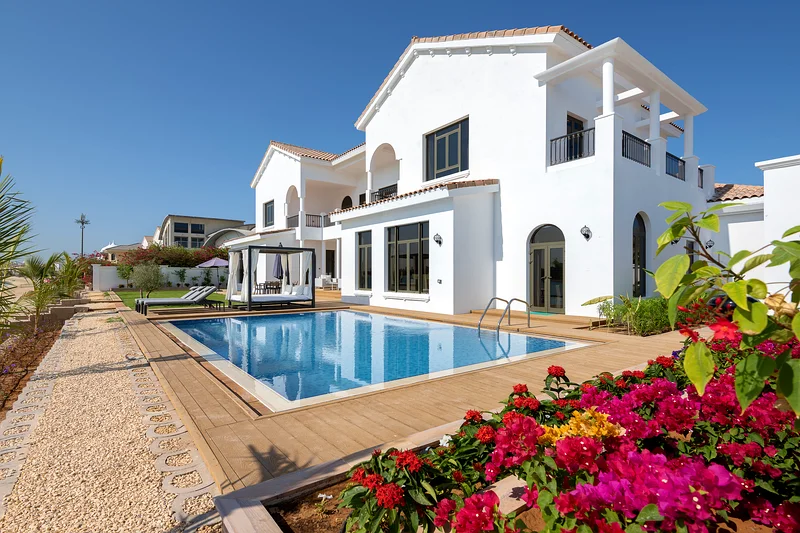 Villa on Beach w/ Private Pool The Palm Jumeirah63832012164737110