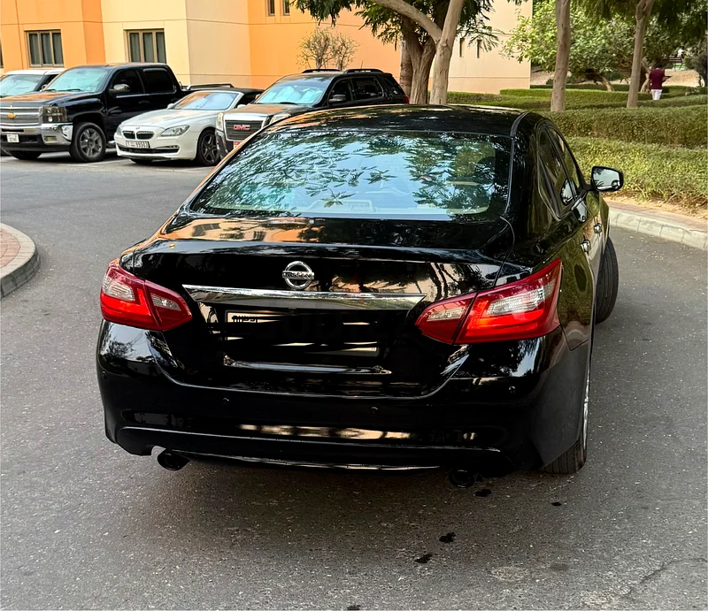 Well maintained Nissan Altima 2018 model63149120147330111