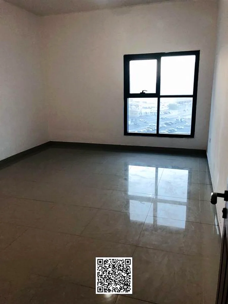 عرض ساخن شقة فارغة من 3 غرف نوم متاحة للبيع في أبراج الخور63870675740290110