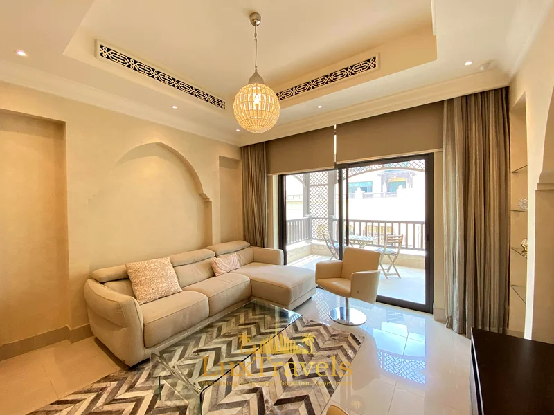LUX BNB | سوق البحار | إطلالات برج خليفة | جميع الفواتير مشمولة63832904642051113