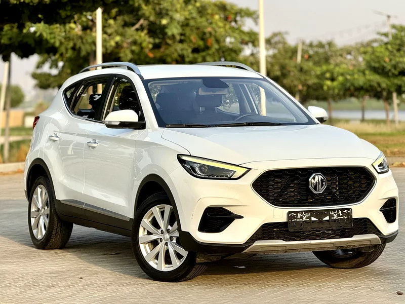 طراز MG ZS 2022، رقم خليجي 2، لون أصلي، مفتاحان أصليان، تحت الضمان لمدة 5 سنوات63135490204673112