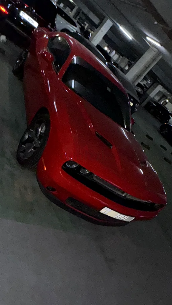 Dodge challenger 2016 SRT Red ,57,50063223818439426116