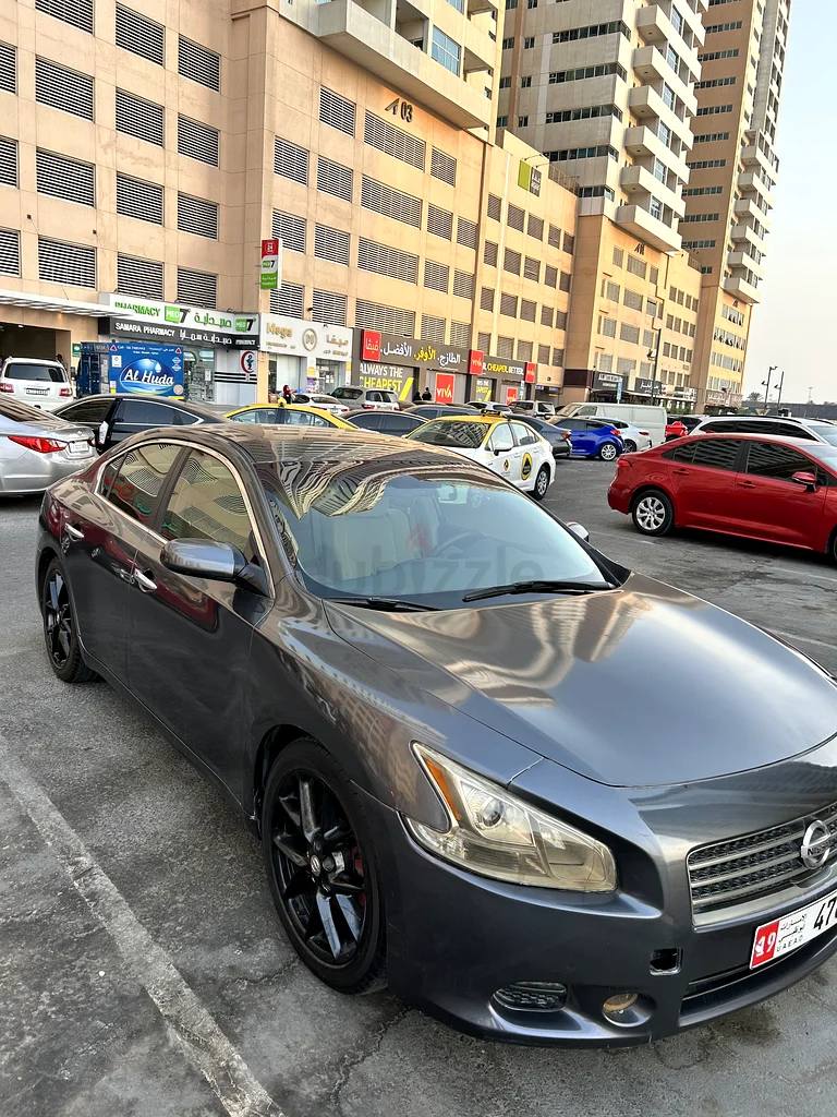 Nissan Maxima 201063148165246978111