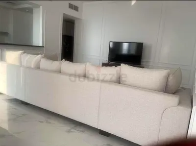 Selling the One Kingstone U shape sofa like a brand new