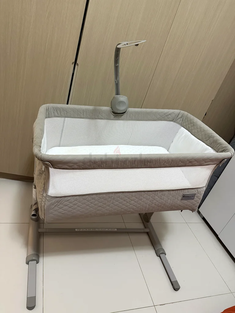 Like New Baby Crib with Mattress  Blanket – Used Only Once63204265939329112