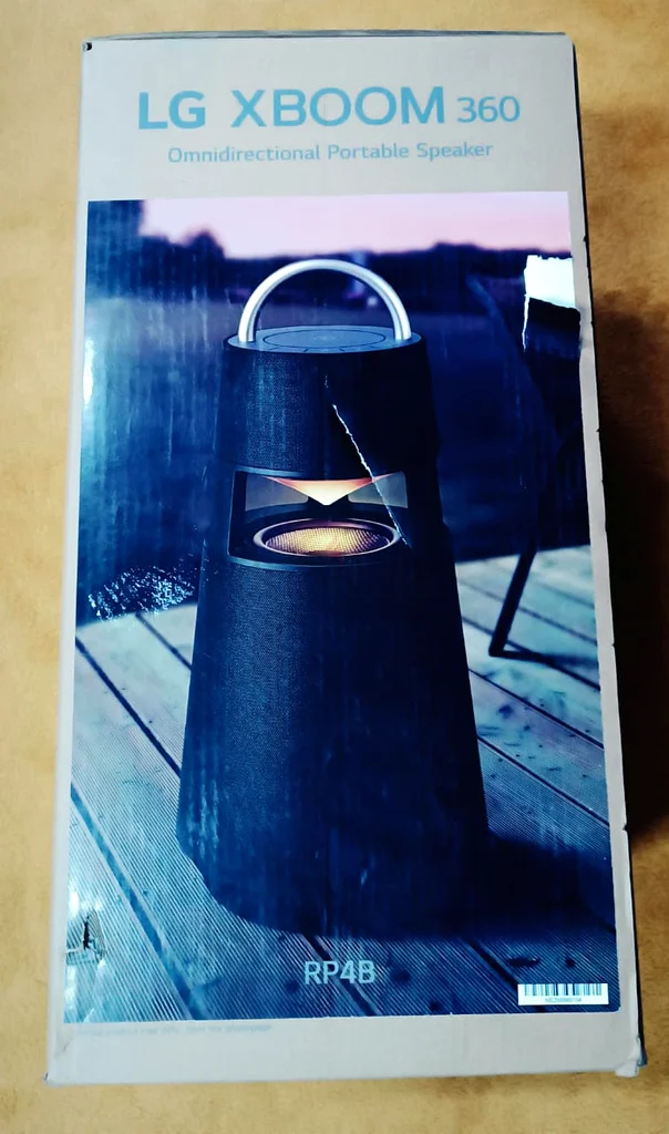 مكبر صوت لاسلكي محمول LG XBOOM 360 RP4 مع صوت 360 وإضاءة - أسود63263520033282113