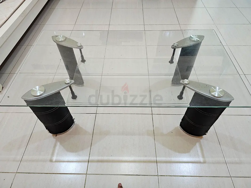 Stylish Modern Glass Coffee Table
