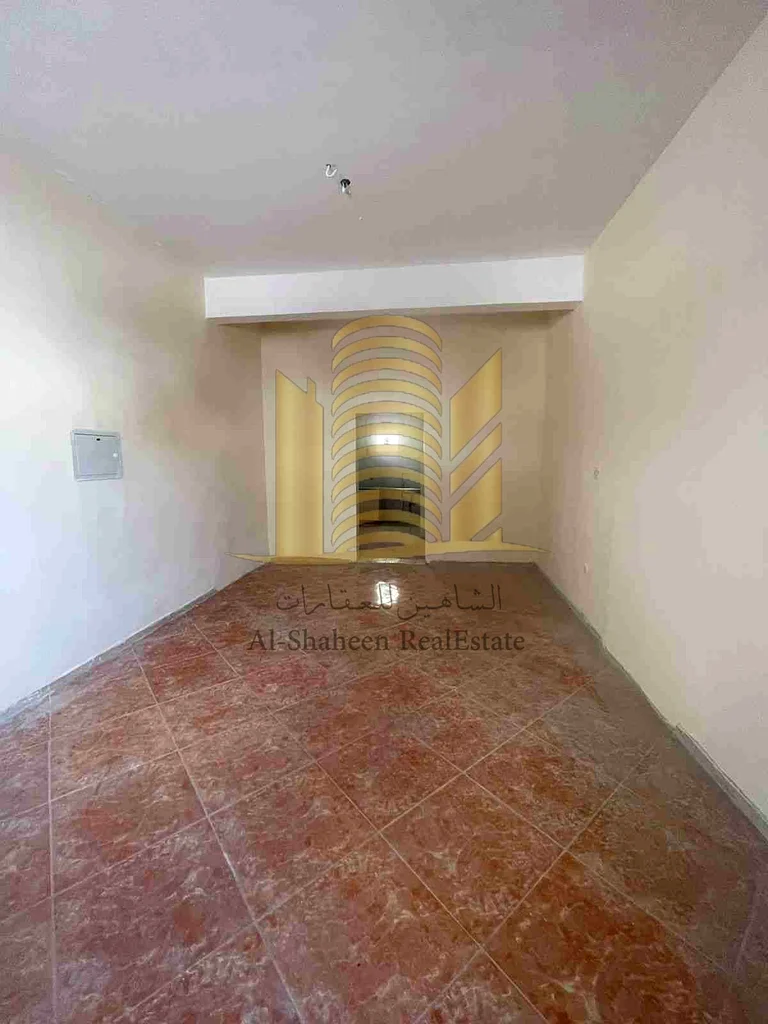 Building for sale 
Liwara 2 / bustan Ajman  near Orient Tower 
Land area 4100 sq. Feet
Total 8 flat 
4 bhk 4
1 bkh 2
Studio 2
Now all flat empty for maintenance work 
Approximately income 210,000
Aski63254980832131111
