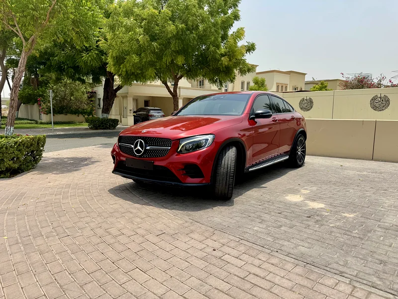 Mercedes GLC250 AMG, GCC, Service History63141656512769112