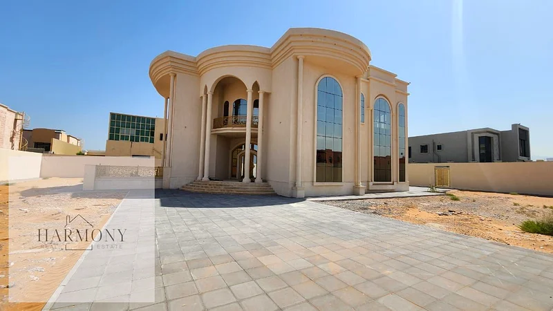 فيلا أنيقة | تخطيط واسع | مساحة حديقة | قاعتان63855898684417111