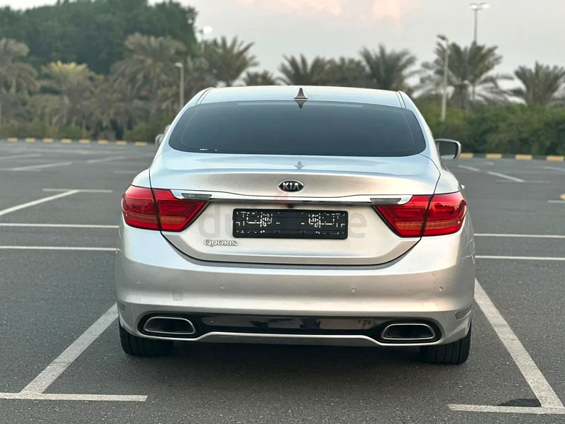 Dubai63224311527683112