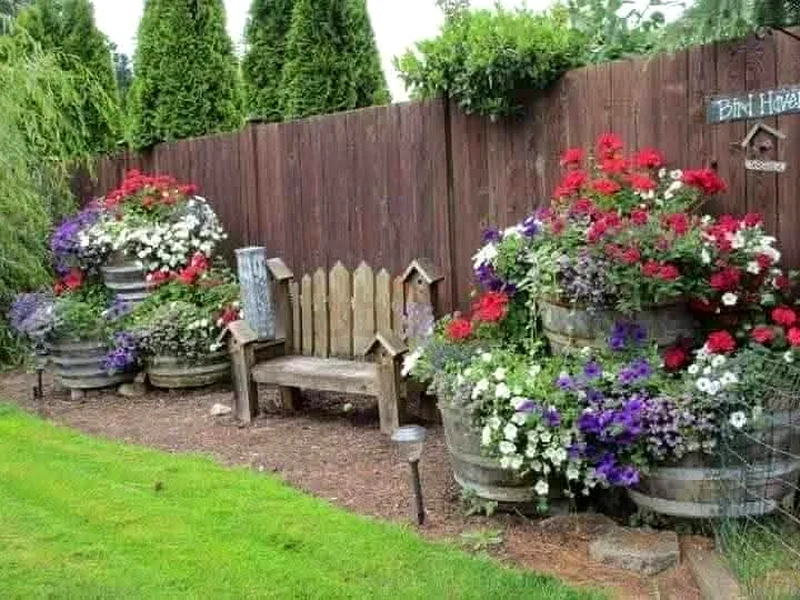 Garden landscaping63220333252738112